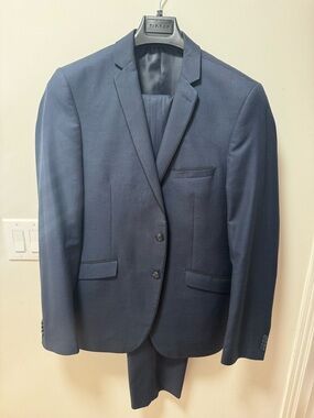 Men’s Navy Suit 42 Long – Bellissimo (Tip Top Tailors) Classic Formal